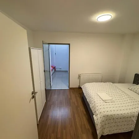 Elegantes City-apartment Im Mg-zentrum