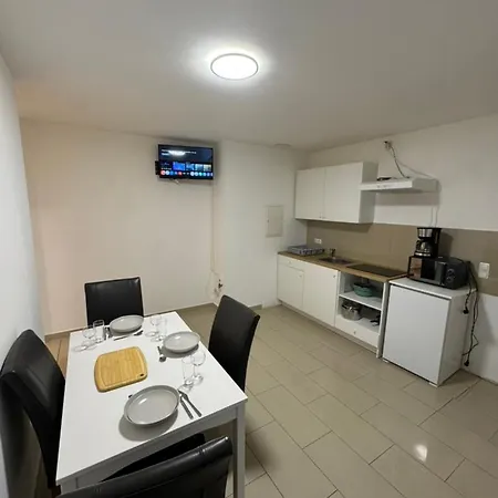 Elegantes City-apartment Im Mg-zentrum Appartement Mönchengladbach