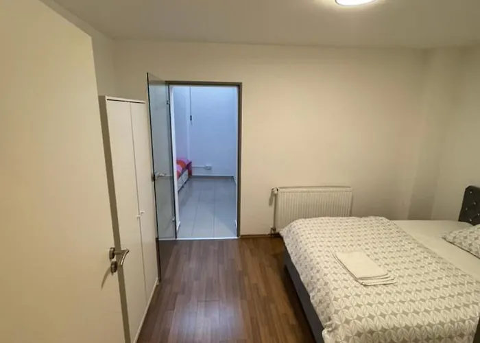 Elegantes City-apartment Im Mg-zentrum